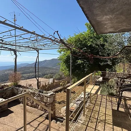 Feriehus Mani Rock *